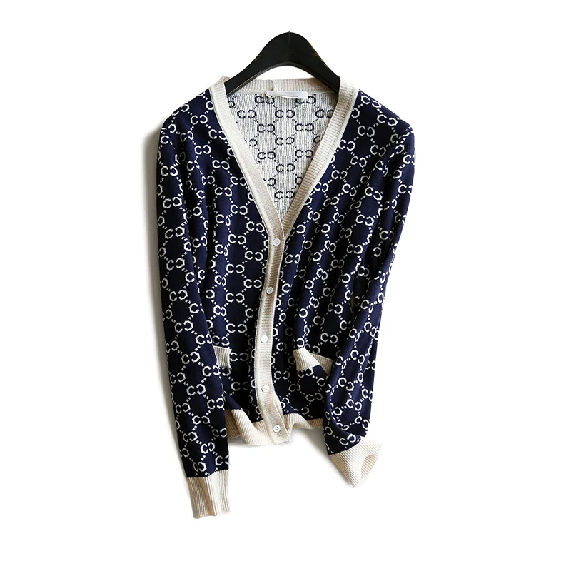 Яркий шелковый встроенный модный золотой вязаный топ с геометрическим принтом и