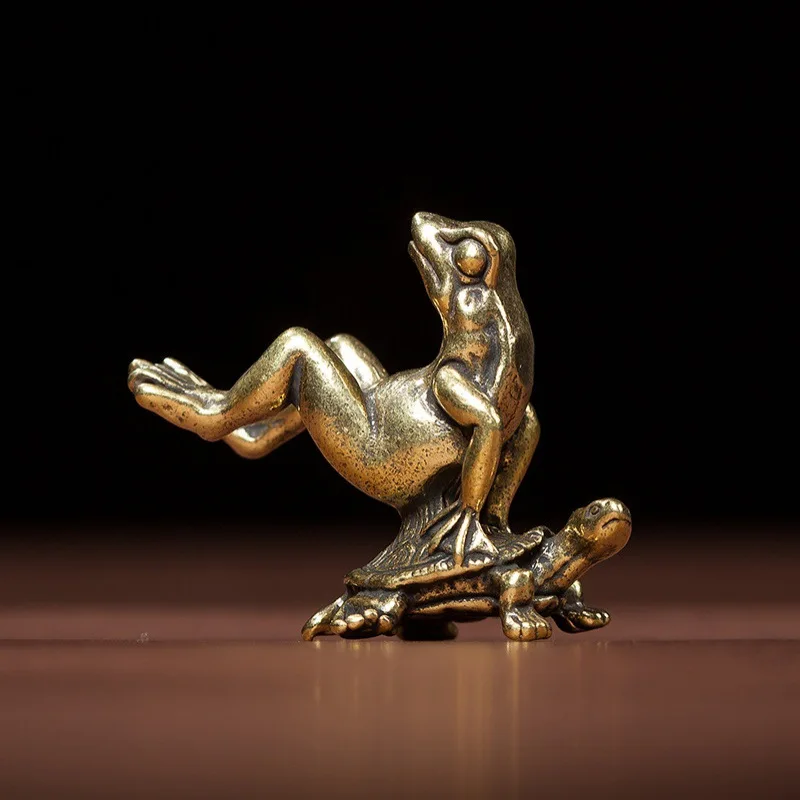 

Мини-фигурка лягушки из меди