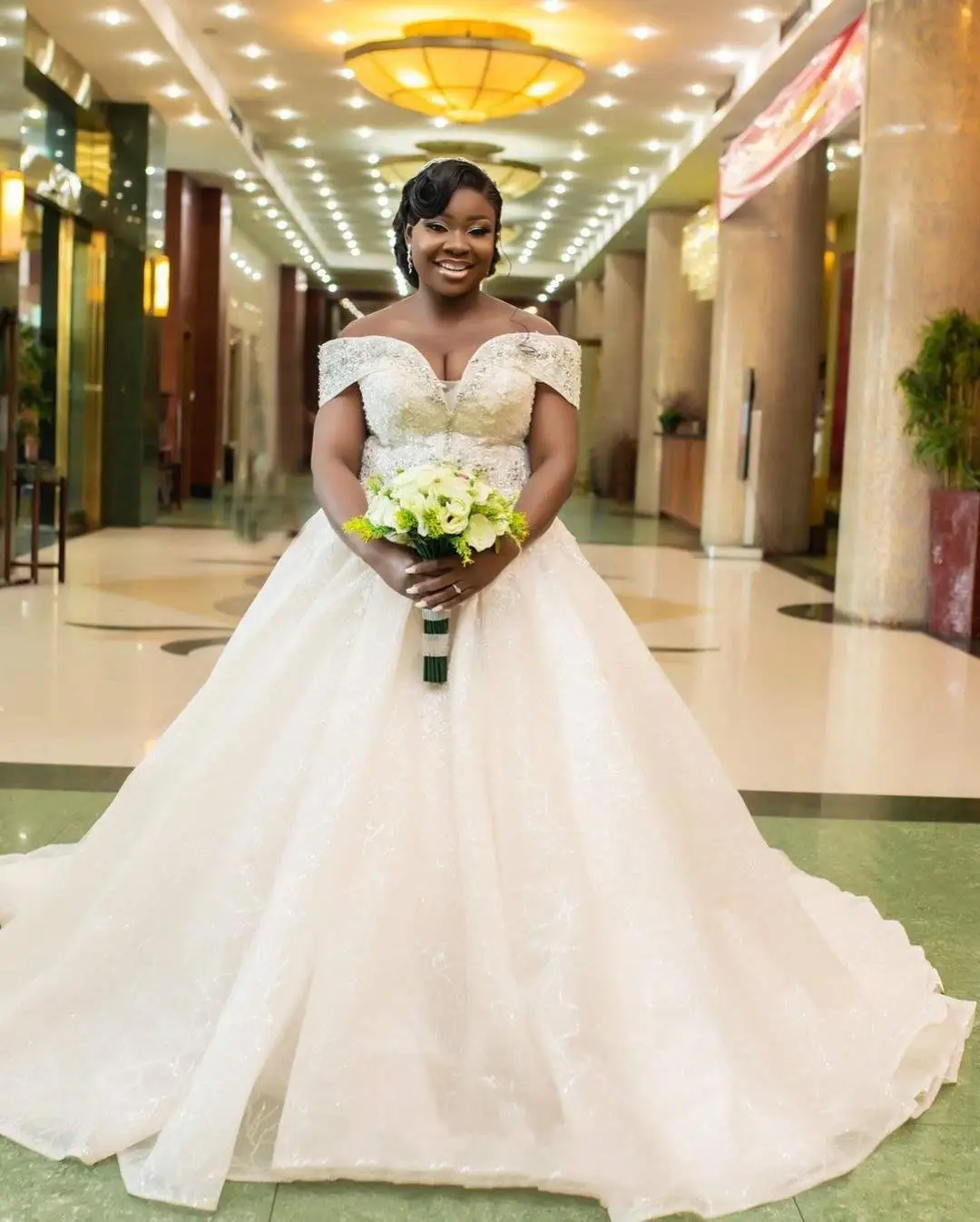 

Индивидуальное свадебное платье для невесты, роскошное Пышное Платье с рукавами, украшенное кристаллами, индивидуальный пошив, с вырезом сердечком, свадебное платье 2023