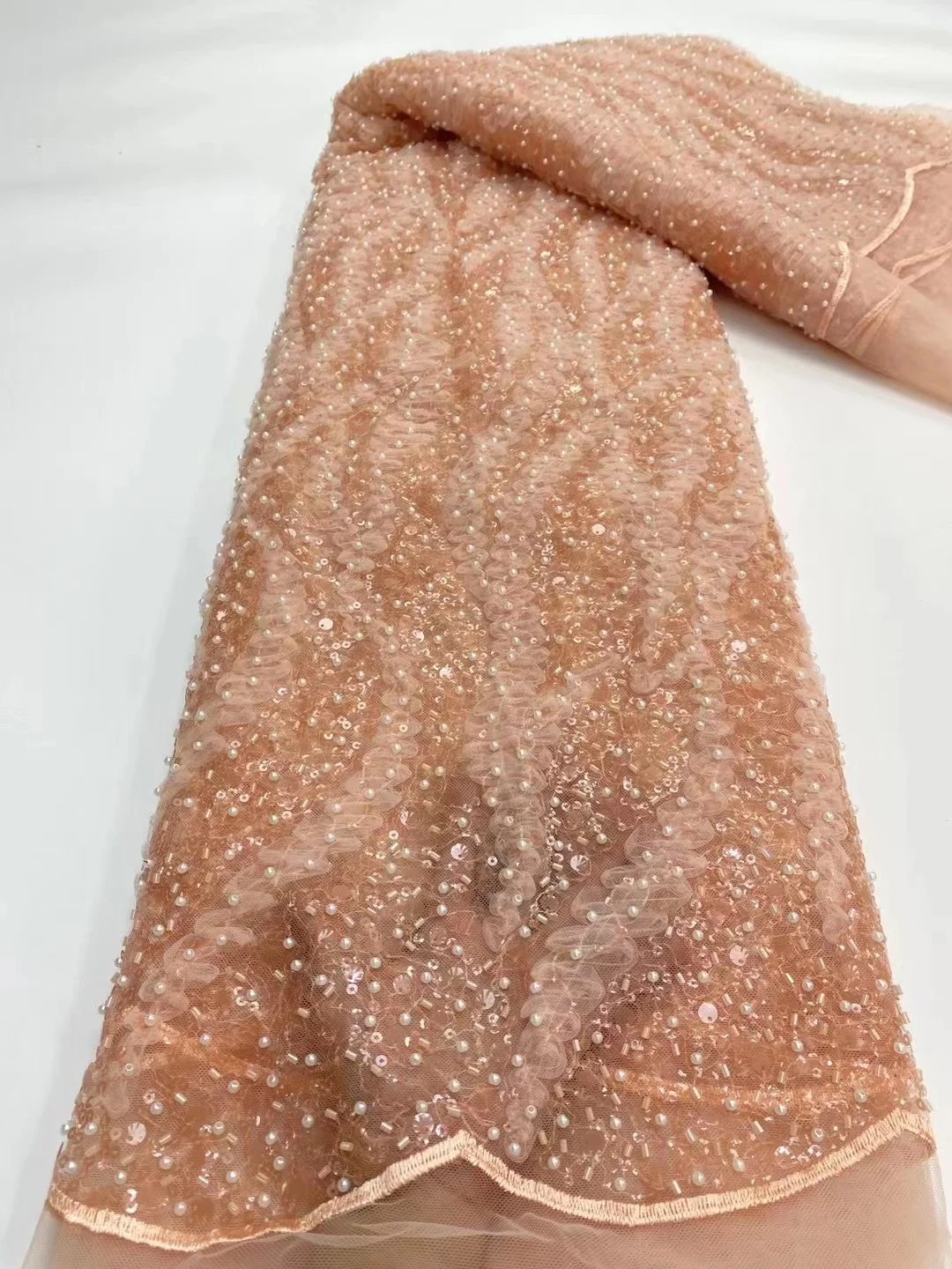 

Latest Sequins Lace Fabric 2022 High Quality Beads French African Net Lace Mesh Fabric for Women Dress