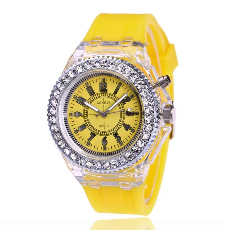 The 2023 New Fluorescent Diamond Luminous Quartz Watch Is Suitable For Both Male And Female Students, Classmates, And Couples As