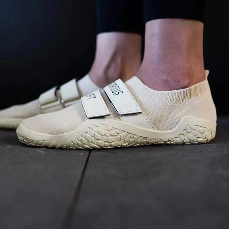 Фото Мужская Профессиональная Обувь для подтяжки босиком, Женская Мужская Ультралегкая обувь для йоги, тренажерного зала, фитнеса, обувь для соревнований с приседанием, скамьей и прессом 35-46 №2