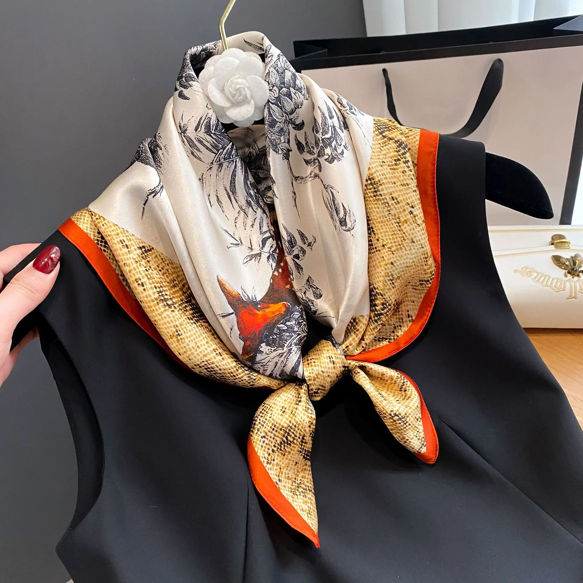 

Pure Silk Lady Hair Band Scarf Print Square Bag Scarves Fashion Neckerchief Head Wraps Women Bandana Female Foulard Small Hijab