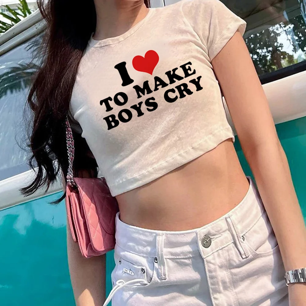 

Футболка с надписью «i love to make boys cry»