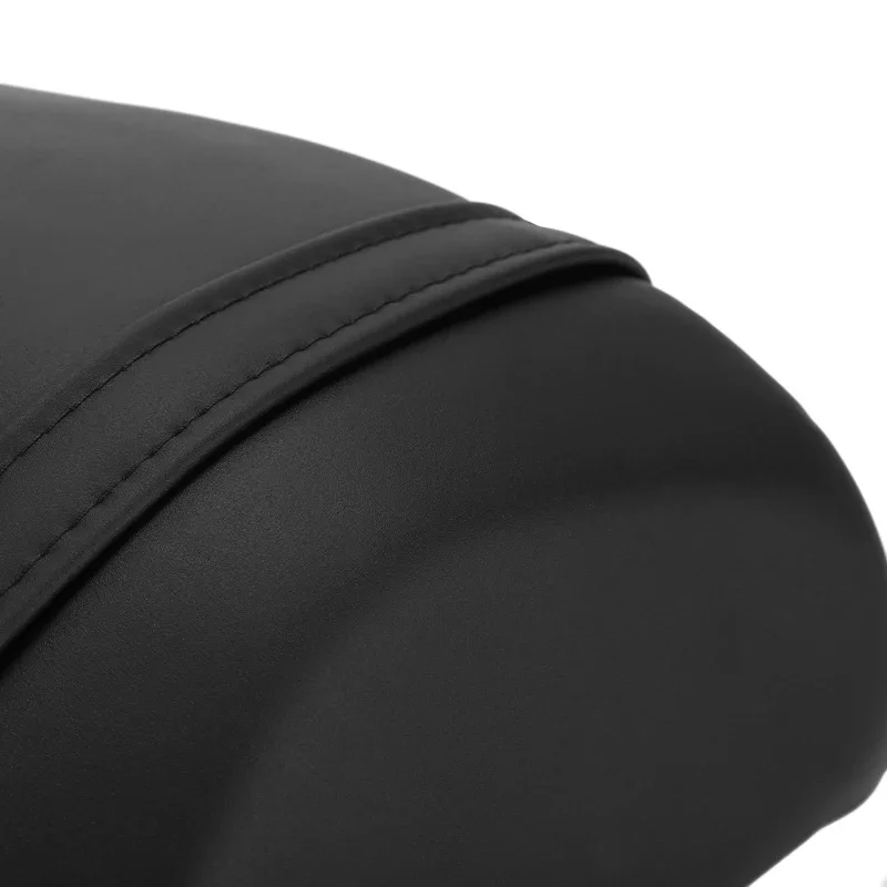 Мотоциклетное заднее сиденье пассажирского сиденья из искусственной кожи для