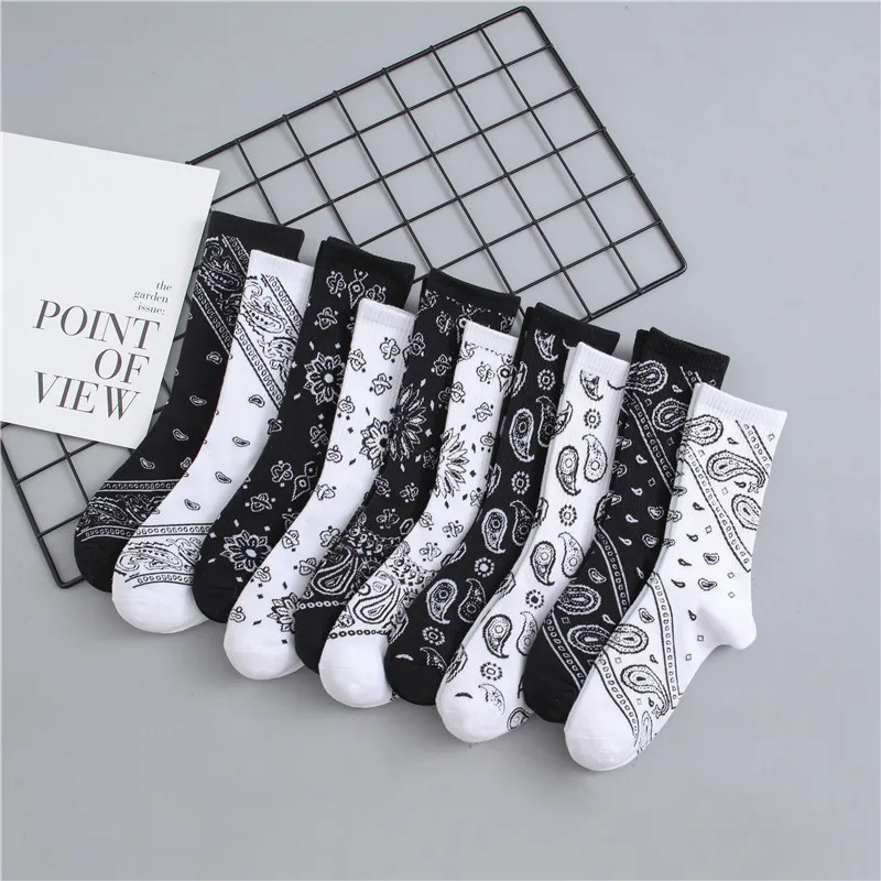 

Black White Cotton Funny Flower Socks Bandanna Paisley West Coast Black Hiphop Pop Top Street Skate Fashion Skateboard Youth