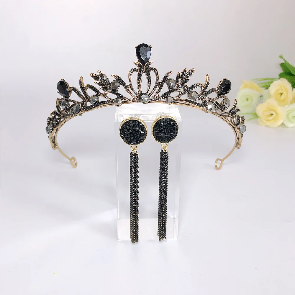 

MYFEIVO Retro Black Crown Tiara with Earrings Hair Accessories Women Queen Girls Princess Halloween Cosplay Headband XXY0599