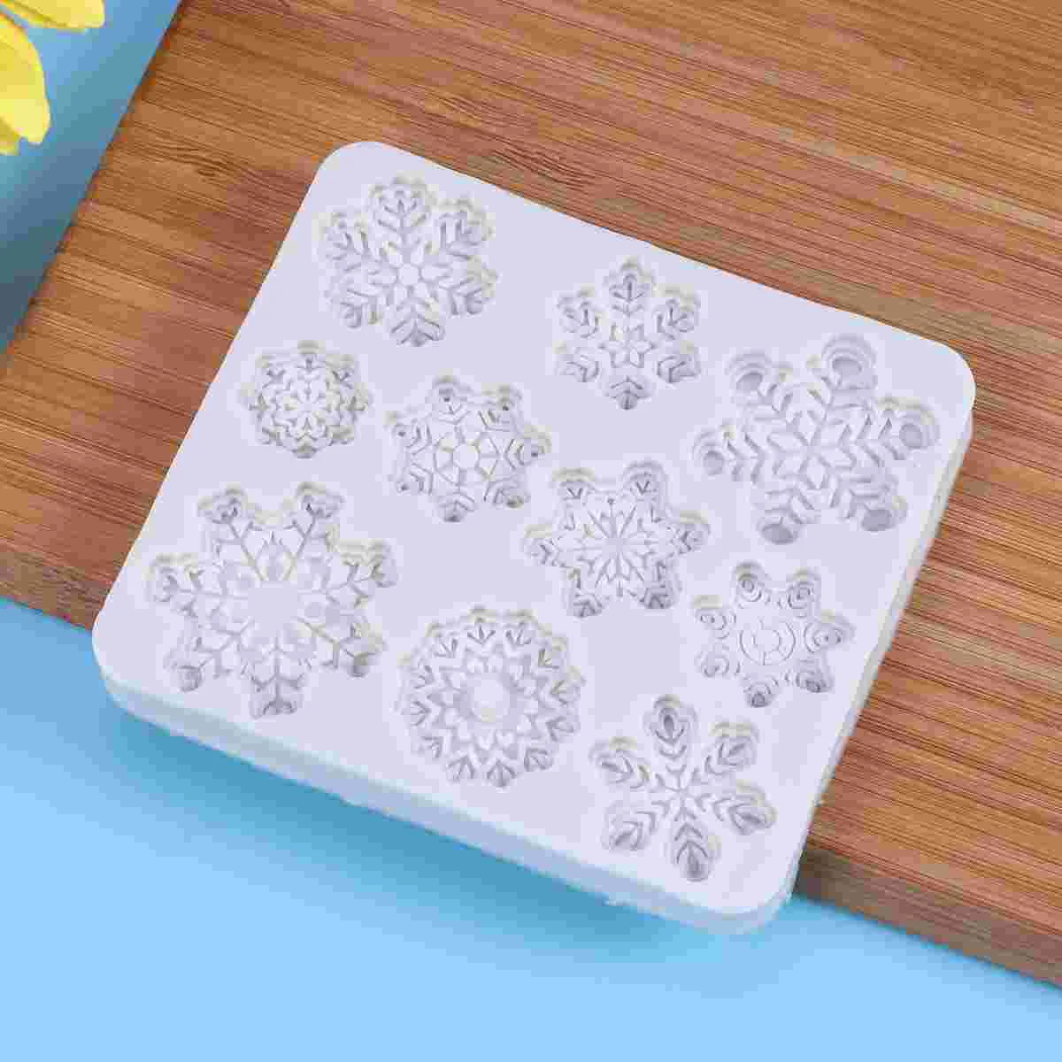 

10 Cavity Christmas Cake Molds Christmas Snowflake Shape Cake Tray Non-stick Heat-resistant Flexible