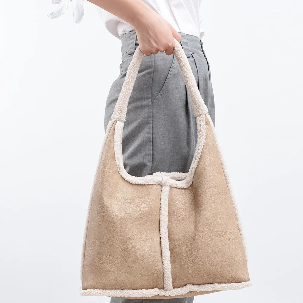 

Сумка-тоут женская из овечьей шерсти, большой мягкий саквояж на плечо, дизайнерская зимняя плюшевая сумочка-мешок, брендовый клатч