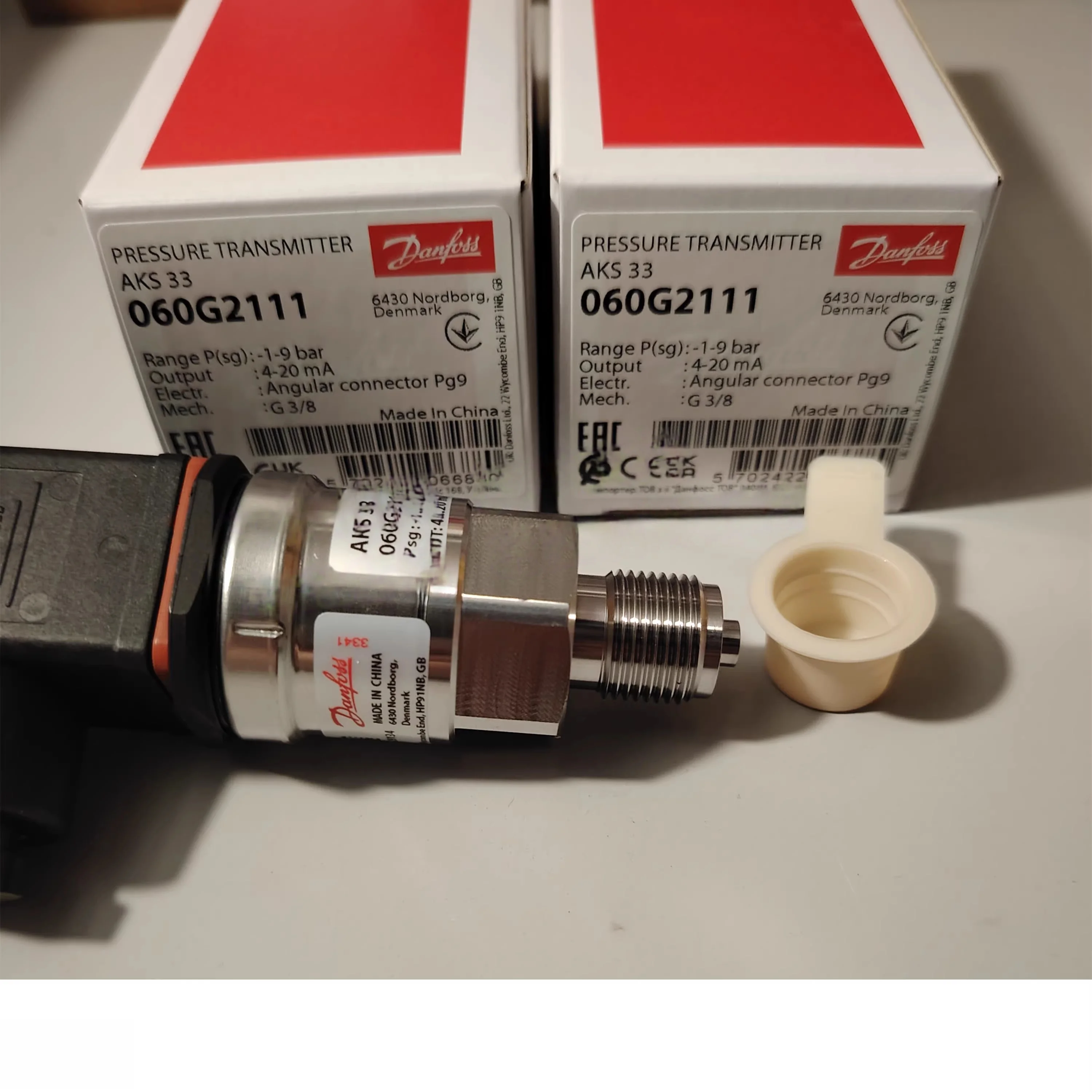Фото Новый датчик давления Danfoss AKS33 (060G2108)(060G2109)(060G2110(060G2111)(060G2112)(060G2113)(060G2114(060G2115)) №2