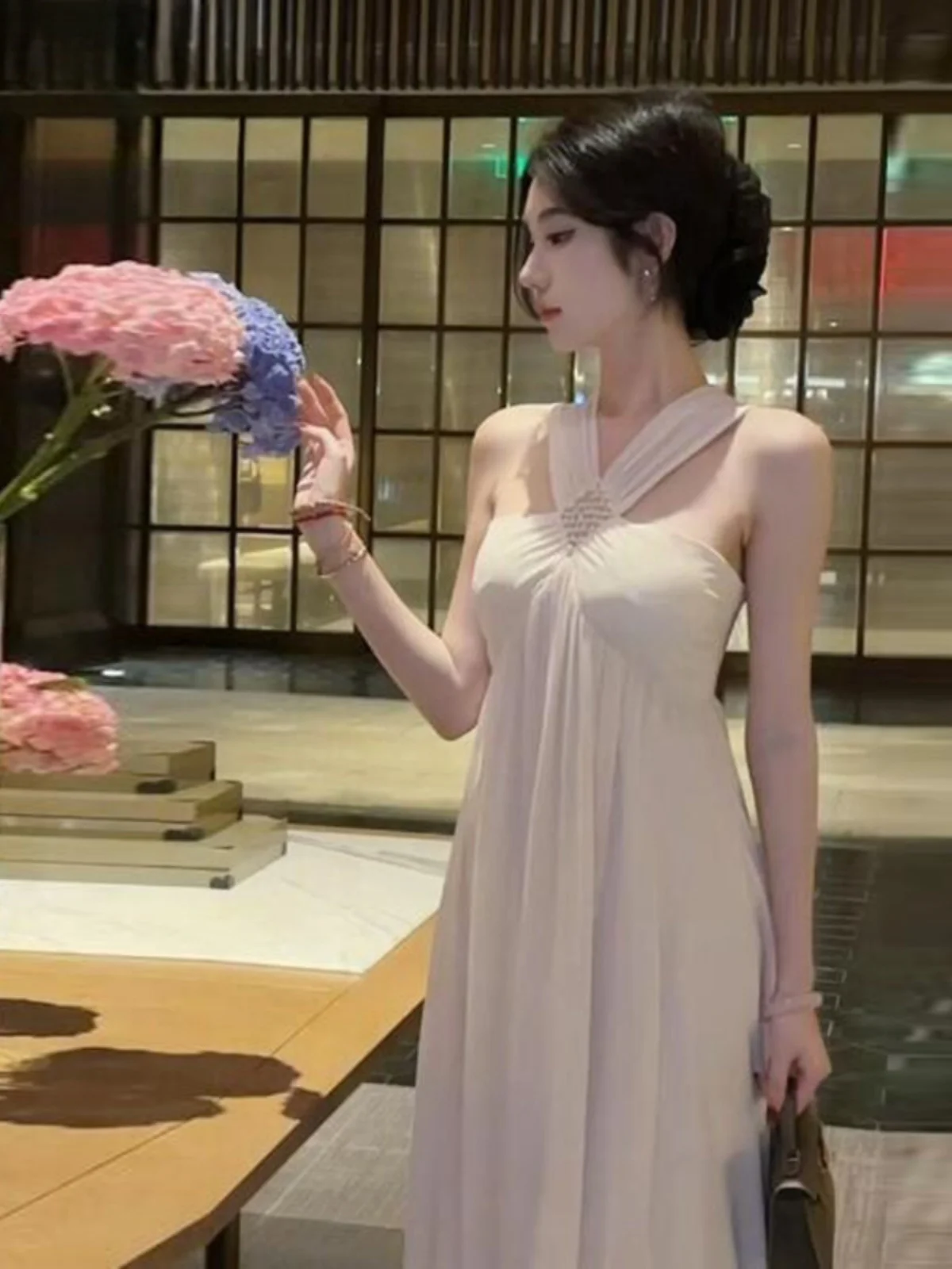 Yujie Sle Senior Сексуальные банкетные платья для гостей Красивое уникальное платье без