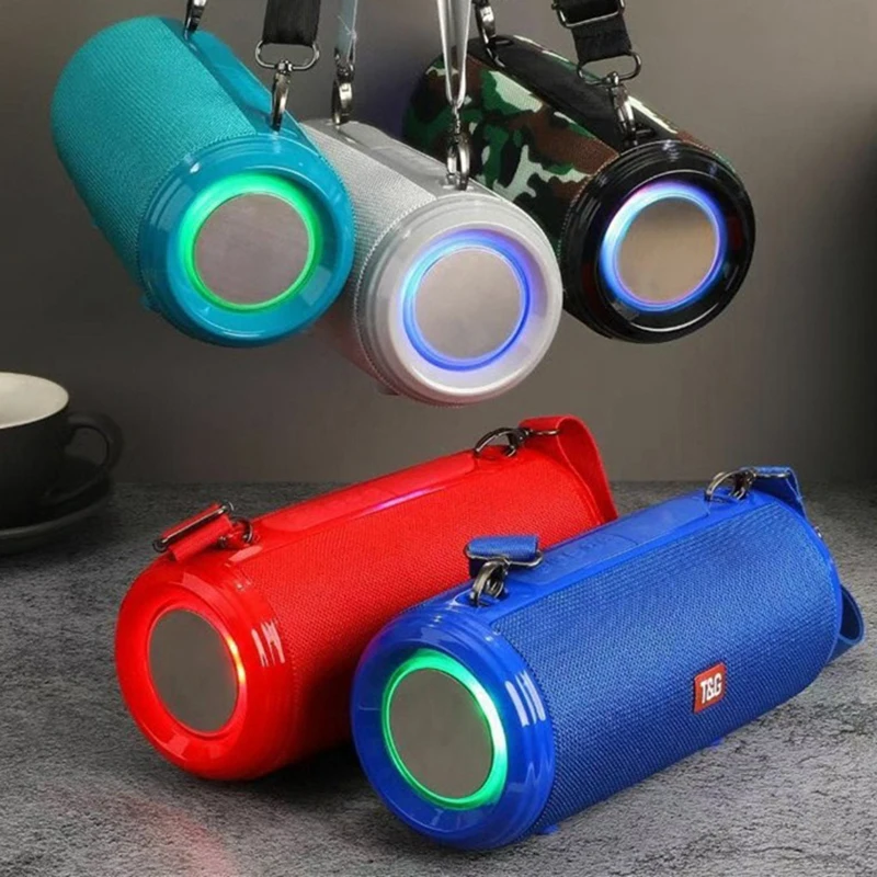 Bluetooth-звуковая коробка с ремешком