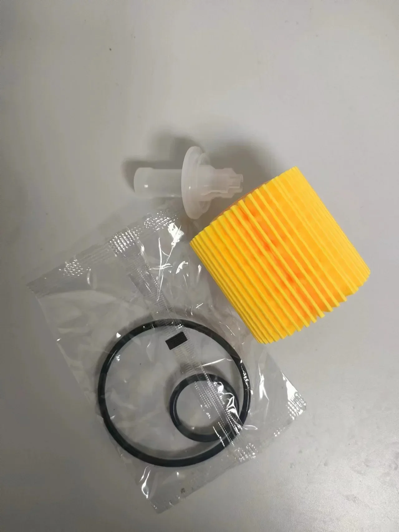 Масляный фильтр для TOYOTA COROLLA C-HR ALLION AURIS AVENSIS PRIUS RAV4 VERSO YARIS LEXUS CT200H NX200 04152-37010 04152YZZA6