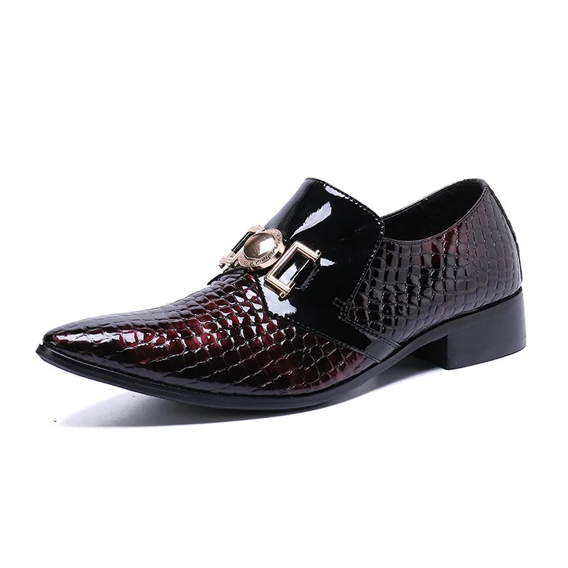 

New Summer Fashion Men's Shoes Casual Personality Crocodile Pattern Low-heel Pointed Toe Classic Leather Retro Men's Shoes