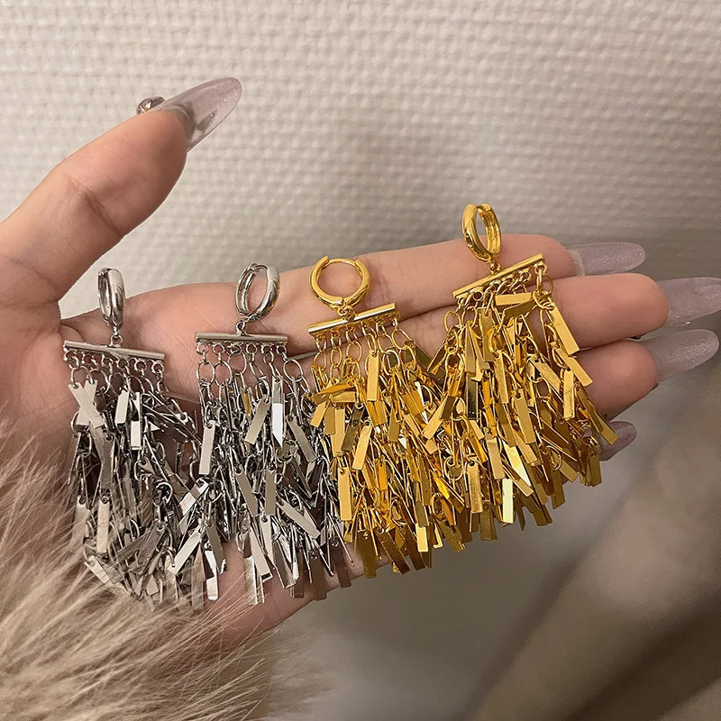 

YANGLIUJIA Metal Long Tassel Earrings Fashion Simple Personality Earrings Women Jewelry Accessories Travel Wedding Party