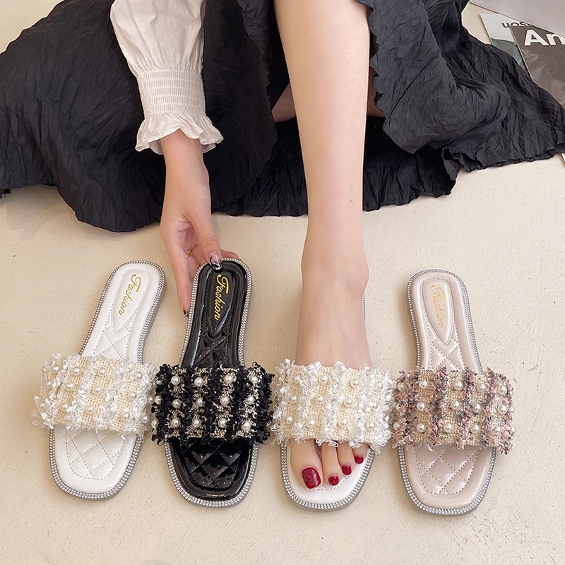

2022 New C Summer Women Pearl Beach Shoes Flat Woman Sandals String Bead Summer Lady Fashion Slippers