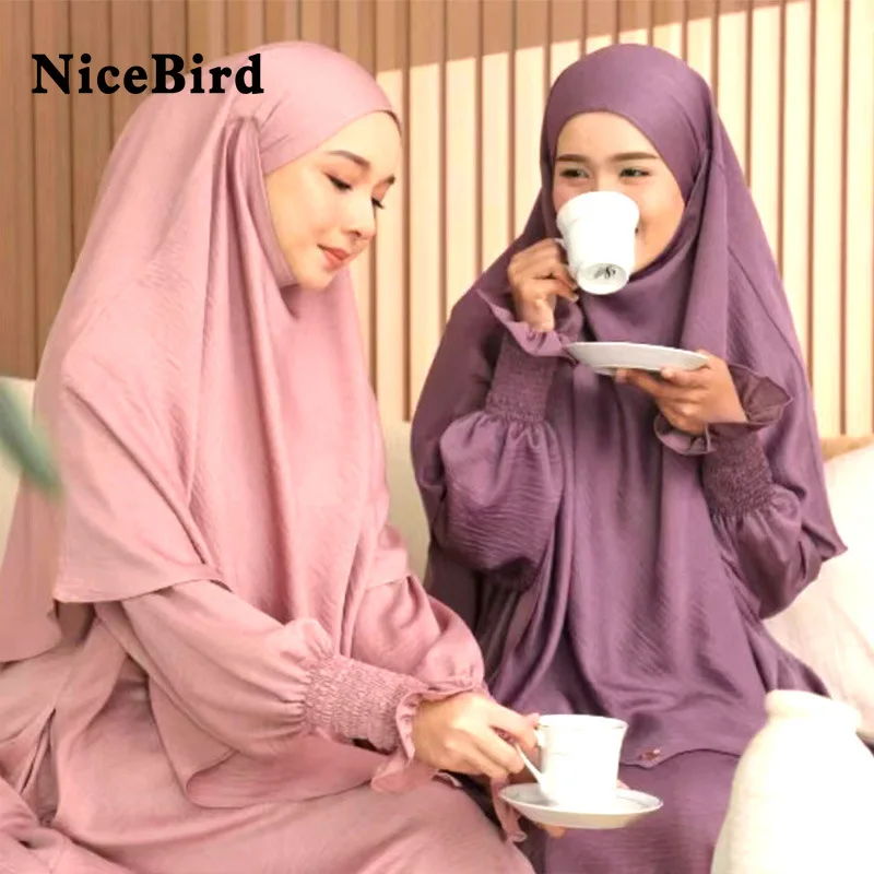 

Nicebird 2PCS Set Abaya Middle East Dubai Arab Dress Women Apricot Pleated Elegant Long New O-Neck Long Sleeve Loose Summer 2023