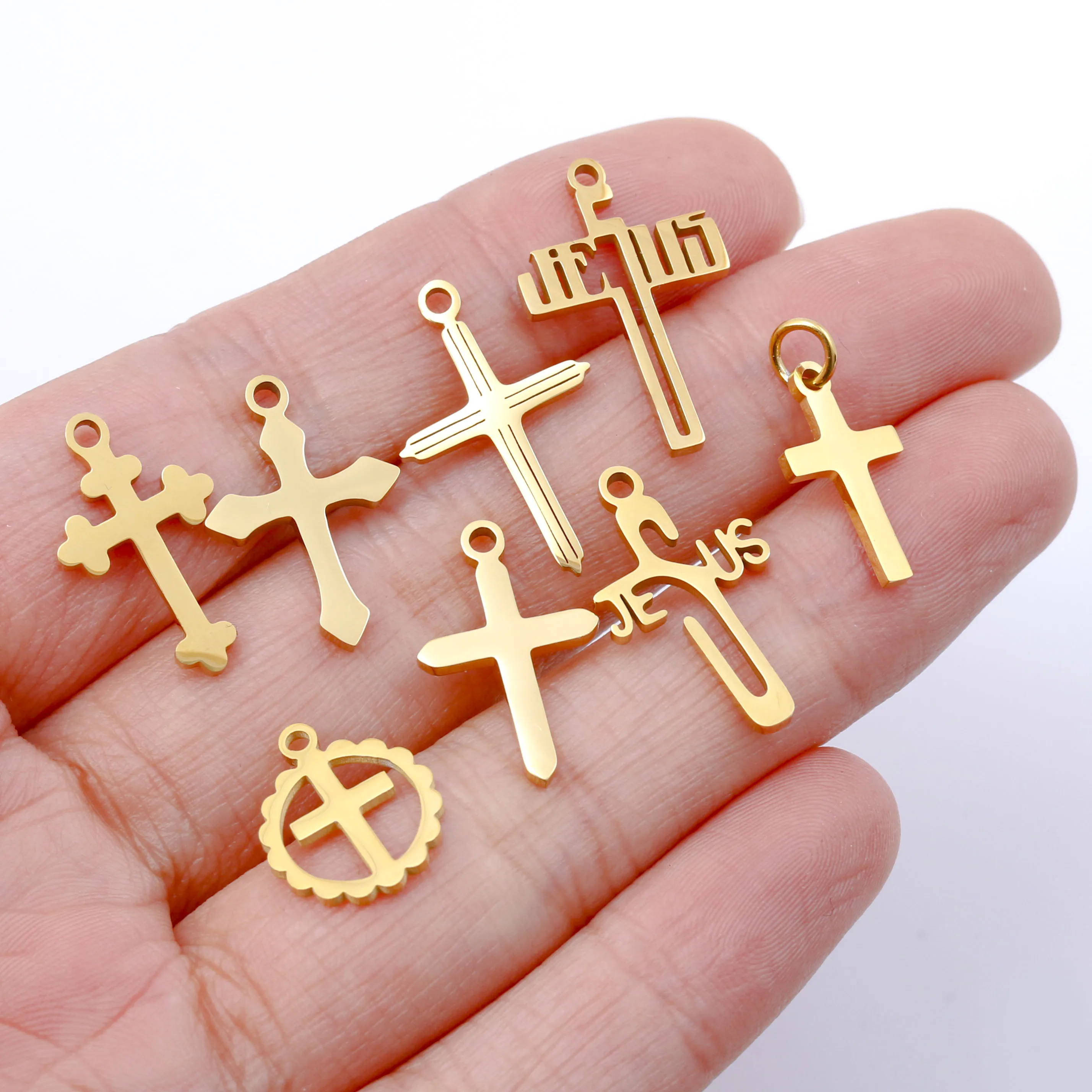 

5pcs/Lot Stainless Steel Gold Cross Prying Pendants Charms for Jewelry Jesus Cross Necklace Bracelet Earrings Diy Accessories