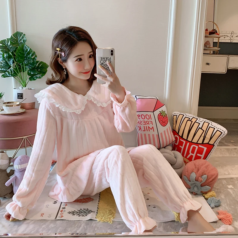 Coral Fleece Pajamas Ladies Autumn and Winter Warm Pajamas Solid Color Lapel Home Clothes Suit