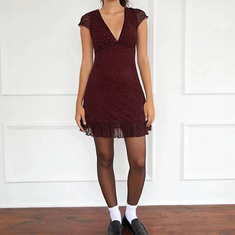 Красное платье из полиэстера и спандекса