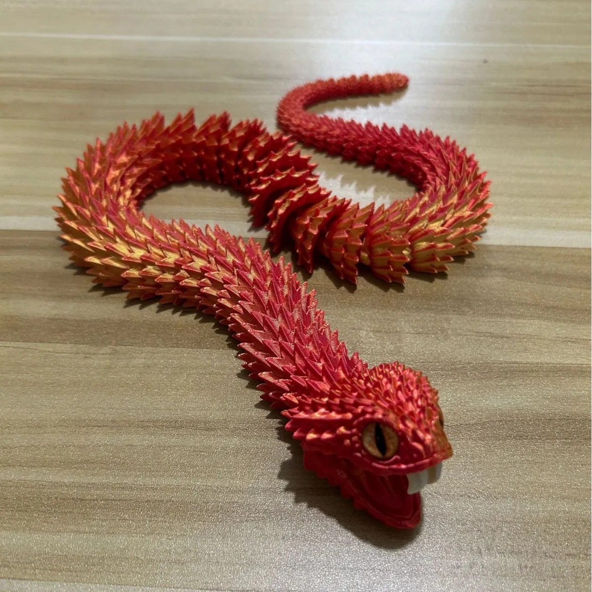 

3D-печатная шарнирная змея 30 см