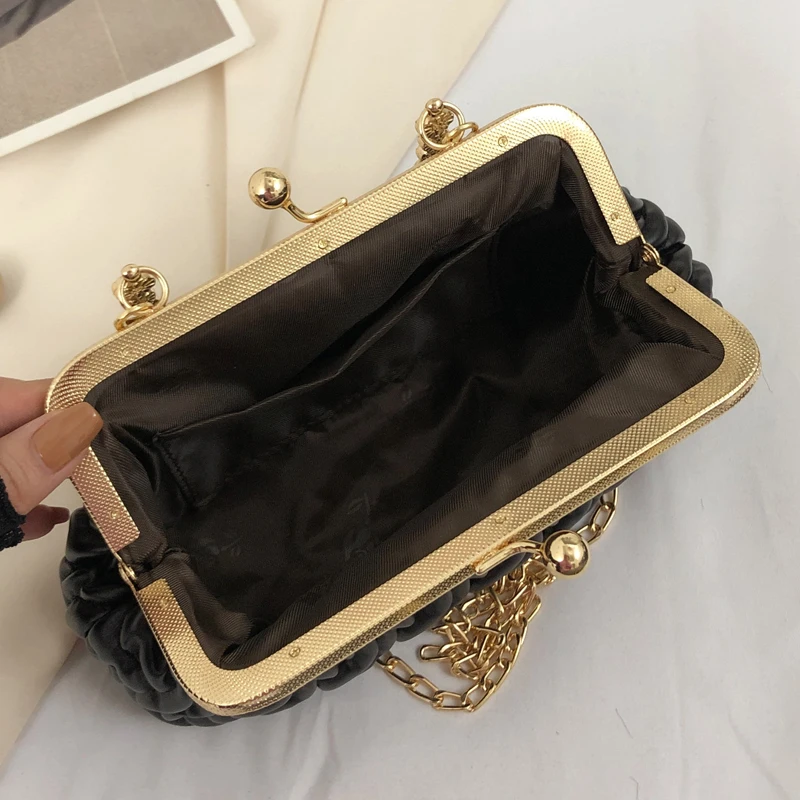 Fashion Women's Shoulder Bag 2023 Handbag For Women Party Evening Bag For Women Ripple Metal Clip Bag Elegant Wedding Clutch Bag