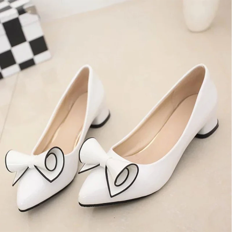 

Woman Butterfly-knot Flats Japanned Leather Loafers Moccasins Med Heels Zapatillas Mujer Pointed Toe Women Shoes Plus Size 35-43