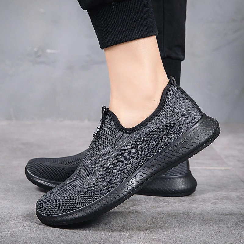 High Quality Men's Shoes Lightweight Breathable Sneakers Summer Men Casual Shoes Comfortable Walking Sneakers Original Shoes Man