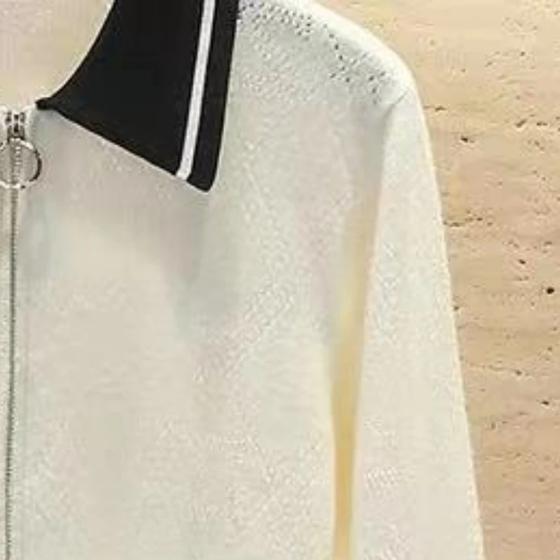 

2023 Early Autumn New Contrast Color Women Lapel Zipper Knitted Sweater Top