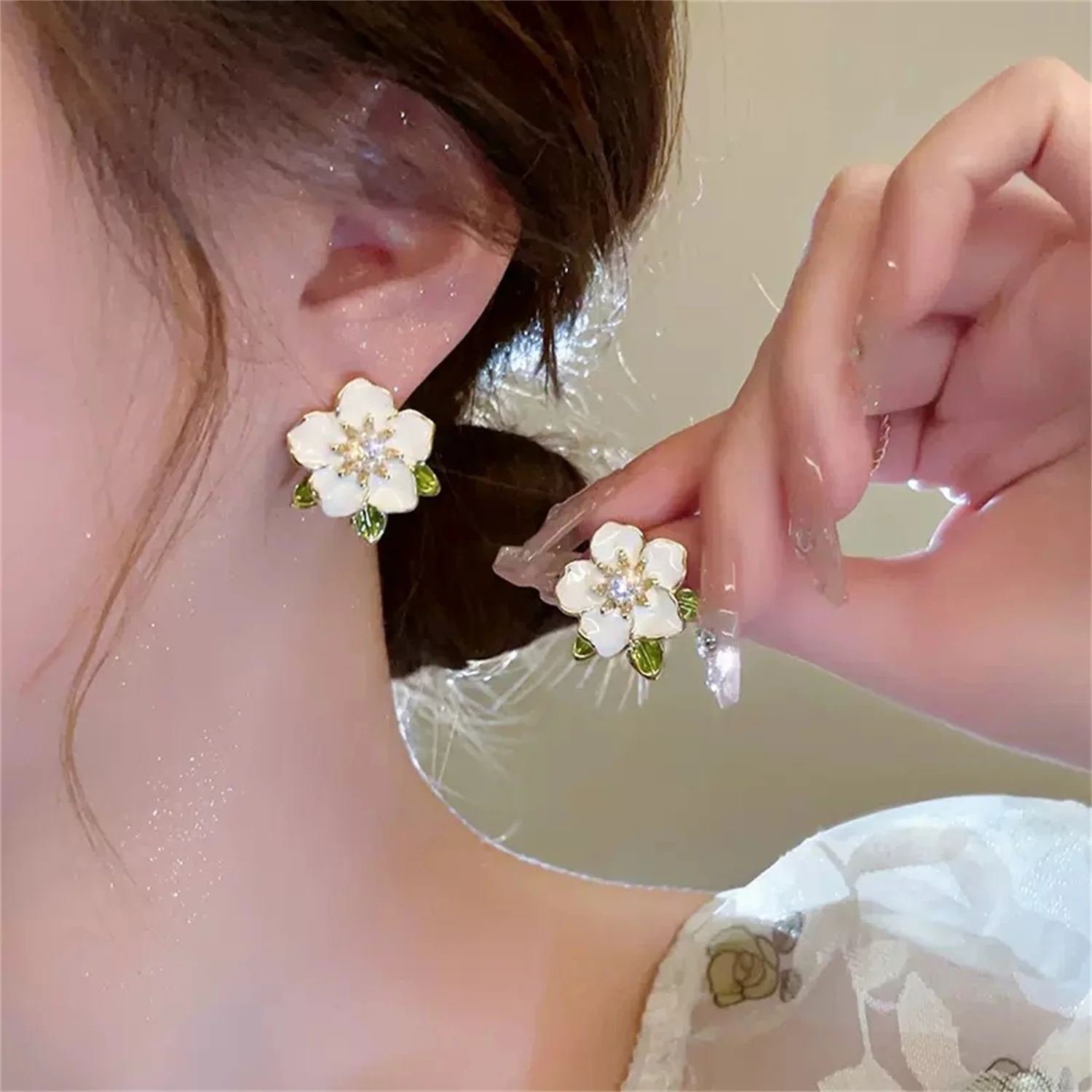 

1 Pair Camellia Blossom Pearl Oil Dropping Earrings Ear Stud Trend Sweet Light Luxury Female Earwear Jewelry Gifts For Women