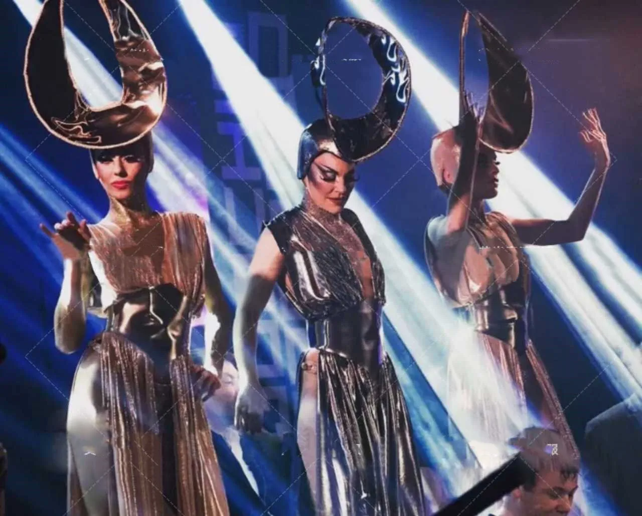 Барочный Золотой зеркальный рог преувеличенный интерактивный костюм для