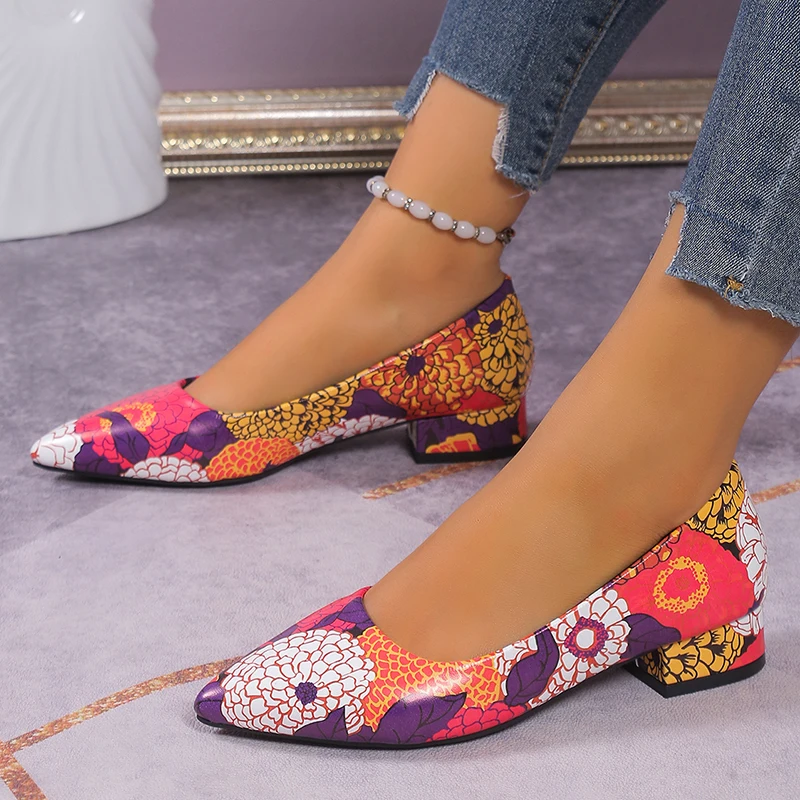 

Floral Prints Low Heels Pumps Women Pointed Toe Shallow Nightclub Shoes Woman 2023 Autumn Slip-On Block Heel Shoes Plus Size 43