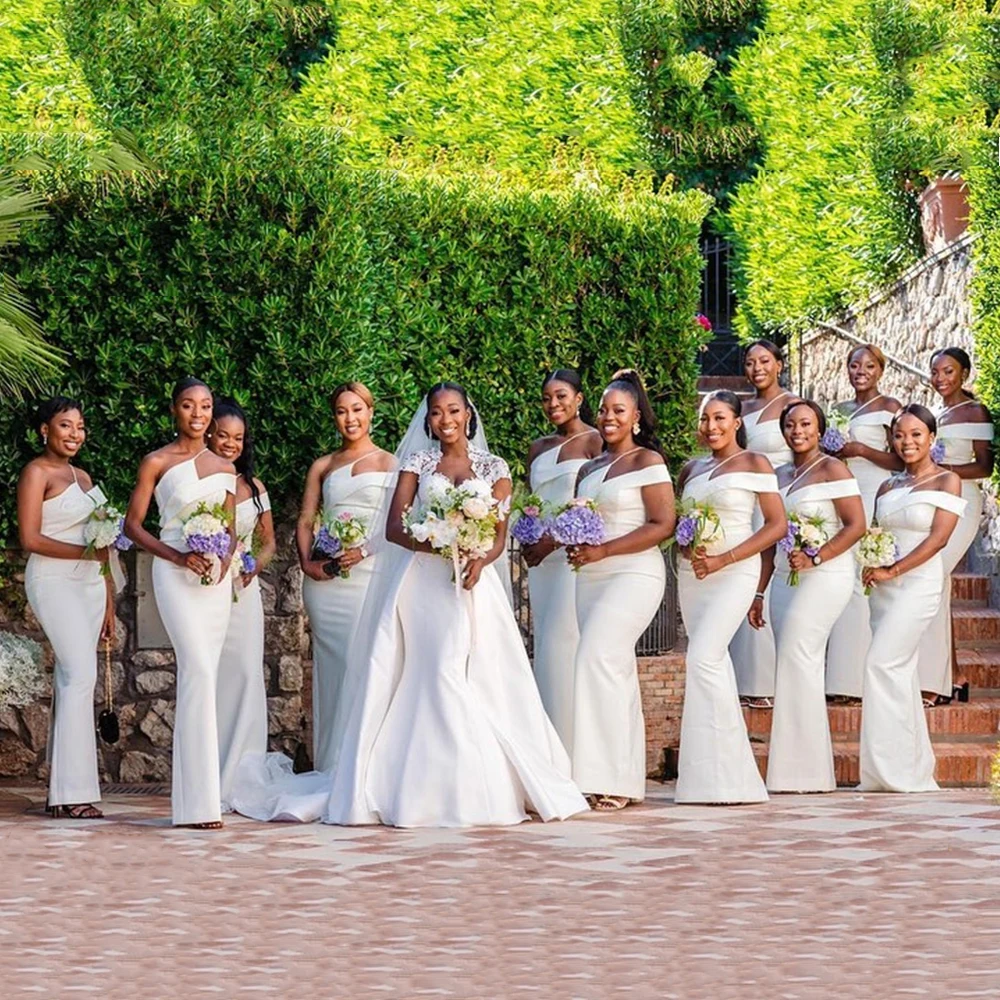 

Simple Bridesmaid Dresses 2022 White One Shoulder Mermaid Bridesmaid Gown for Wedding Backless Slit Floor Length Formal Gowns