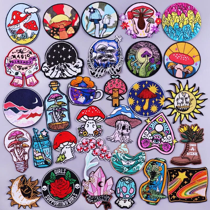 Термоклейкие патчи с вышивкой в виде цветов на одежду |