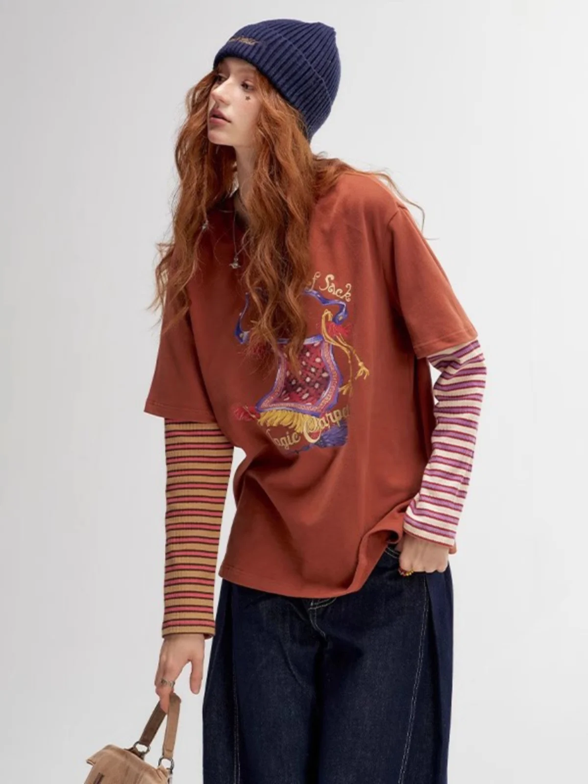 Женская многослойная футболка в полоску контрастного цвета стиле пэчворк осень