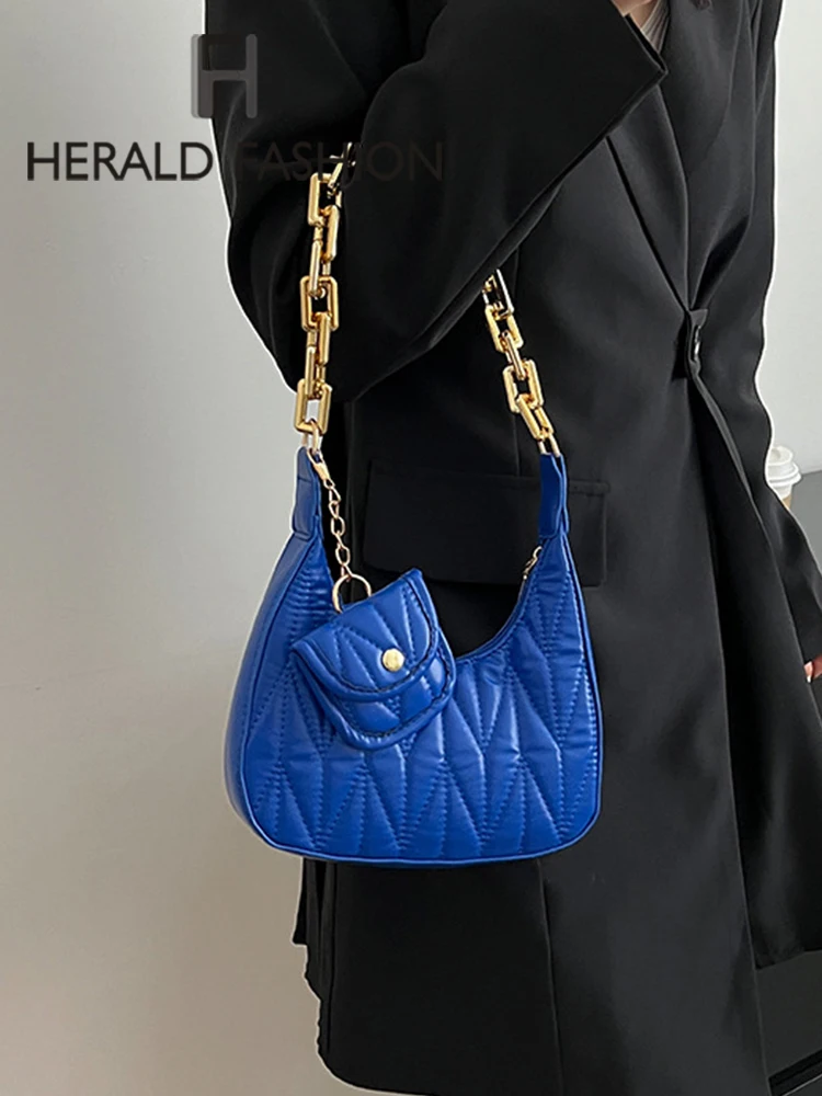 

Embroidered Thread Shoulder Bag with Coin Purse For Women PU Leather Underarm Bag Trendy Quilted Armpit Tote Designer Handbags