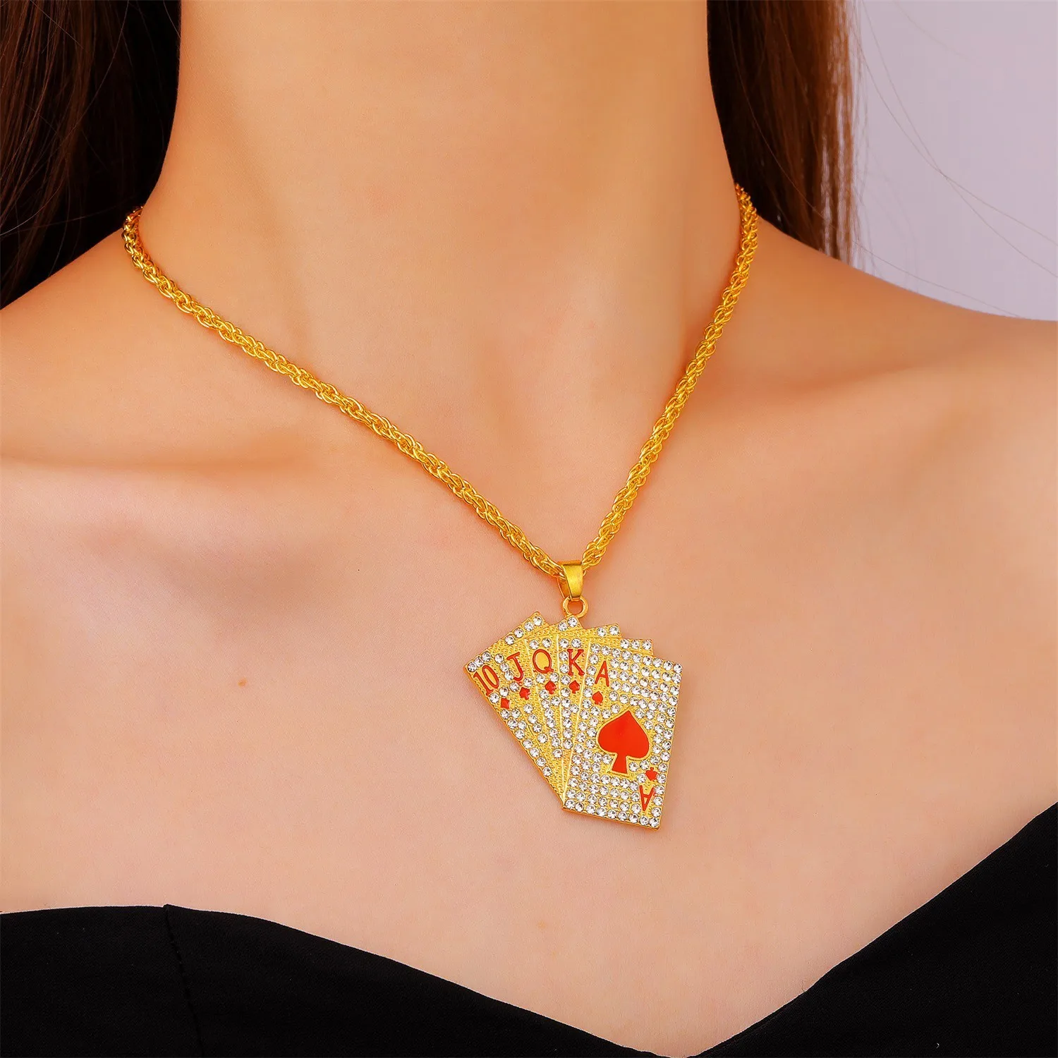 

Poker Pendant Metal Zircon Material Accessories Can Be Used For European And American men and Women's Jewelry Fun Party Gifts