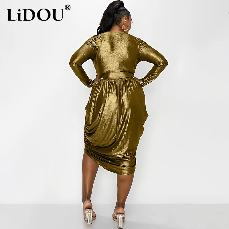 Рисунок 5 - Женское асимметричное платье с длинным рукавом