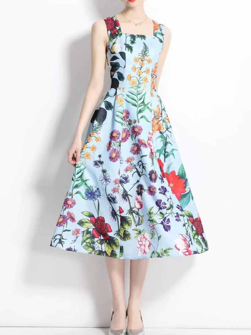 Женское платье с цветочным принтом