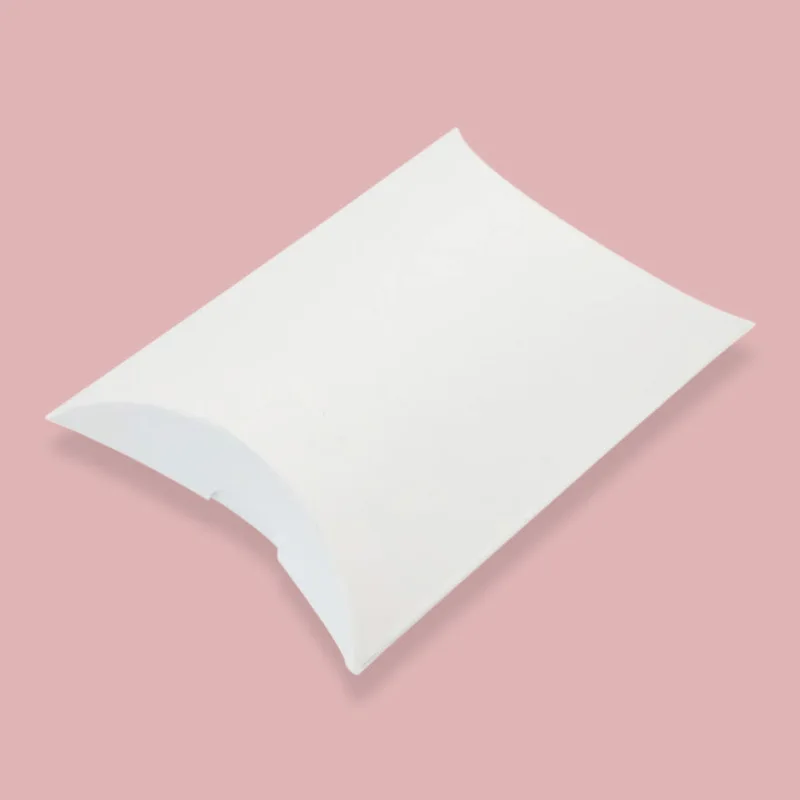 

50pcs Gift Box Packaging Box Pillow Shape Candy Box Bag DIY Wedding Party Favor Kraft Paper Boxes Christmas Supplies