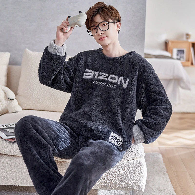 QUHENG 2022 Winter Pajamas Set for Men Autumn Long Sleeved Trousers Round Neck Leisure Coral Fleece Homewear Suit Pajamas Set