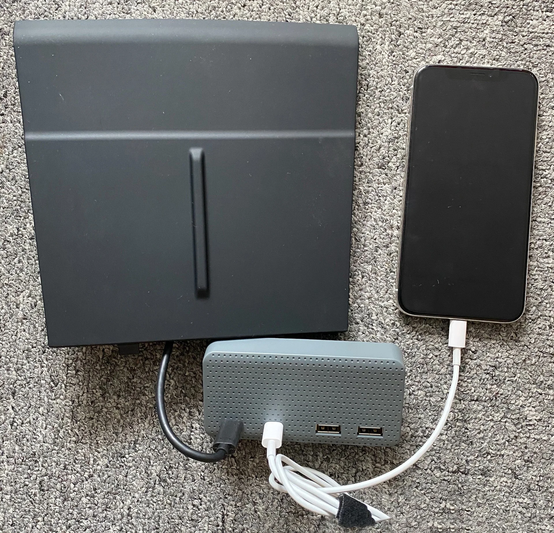 

Wholesale car wireless charger for Tesla 2019 Model3 original Type C Accessories second generation wireless charging board