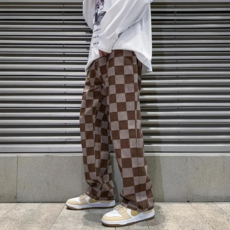 

2023 Spring New Men's Brown Check Print Baggy Jeans Korean Fashion Streetwear Denim Straight Pants Male Brand Trousers