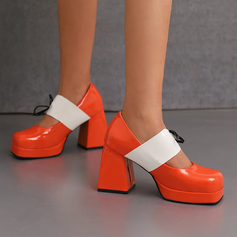 Женские туфли-лодочки из лакированной кожи с квадратным носком и блестками