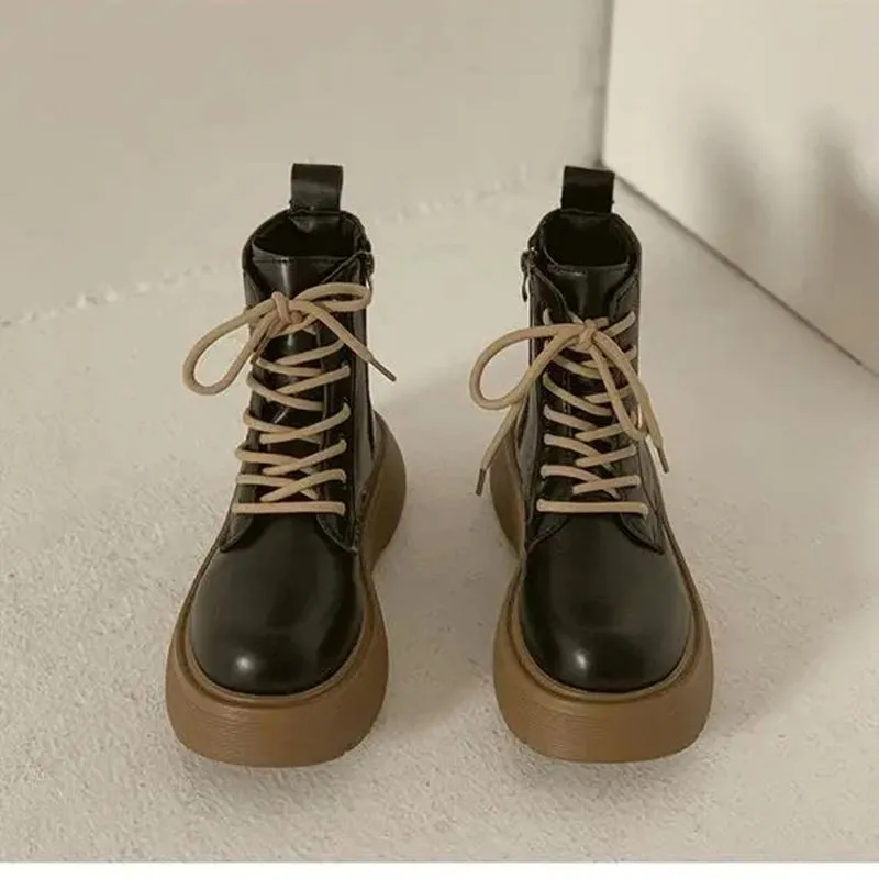 

Женские ботинки на толстой подошве, из искусственной кожи