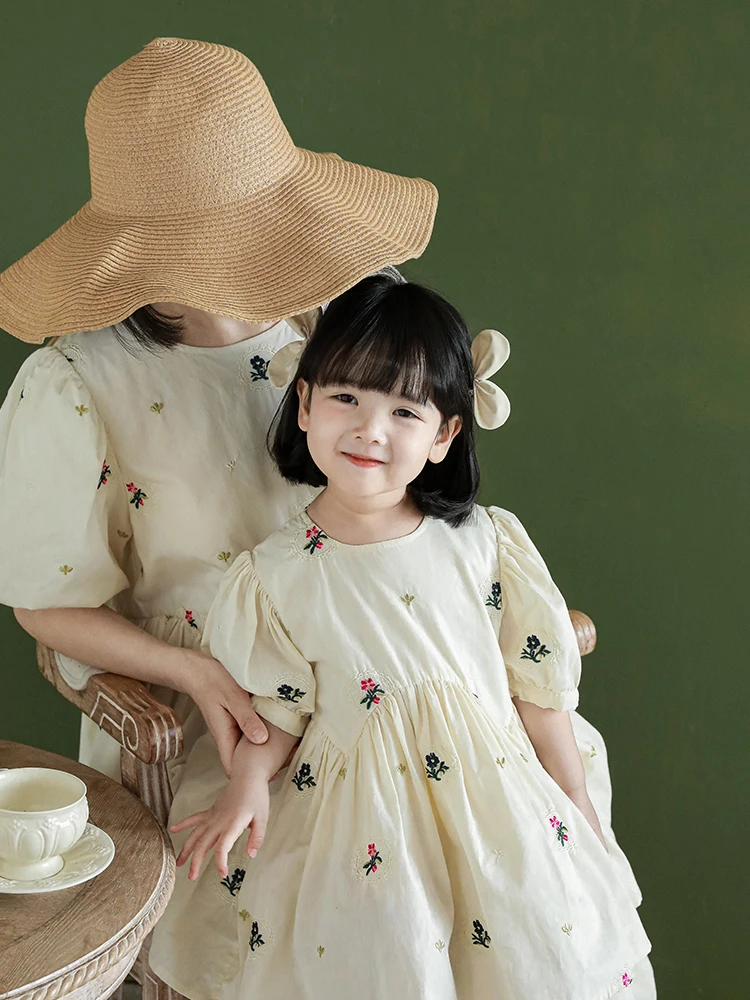 

Parent-Child Dress Girl Embroidered Flower Baby Summer Cute Puff Sleeve Princess Dress Trendy