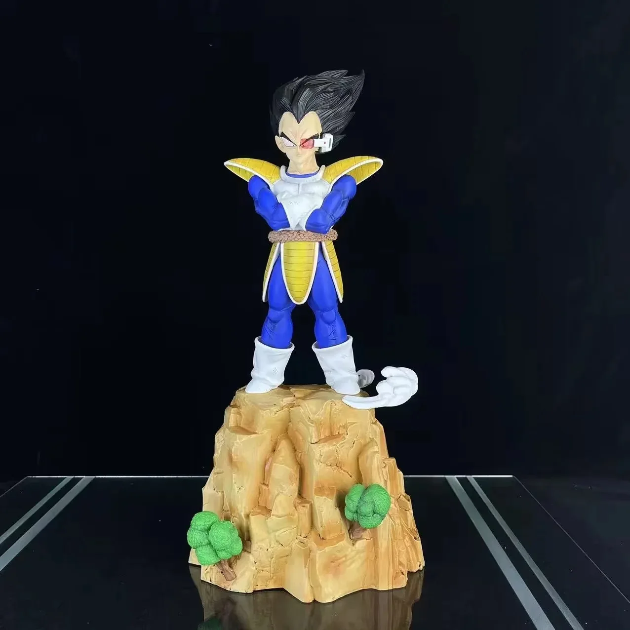 

Dragon ball super saiyan Vegeta Embracing the chest Stand ver. Anime Action Figure Toys 41CM