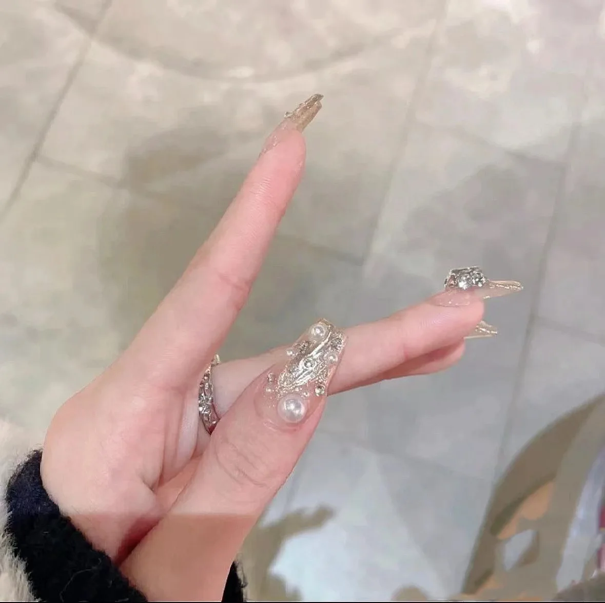 Зеркальные накладные ногти