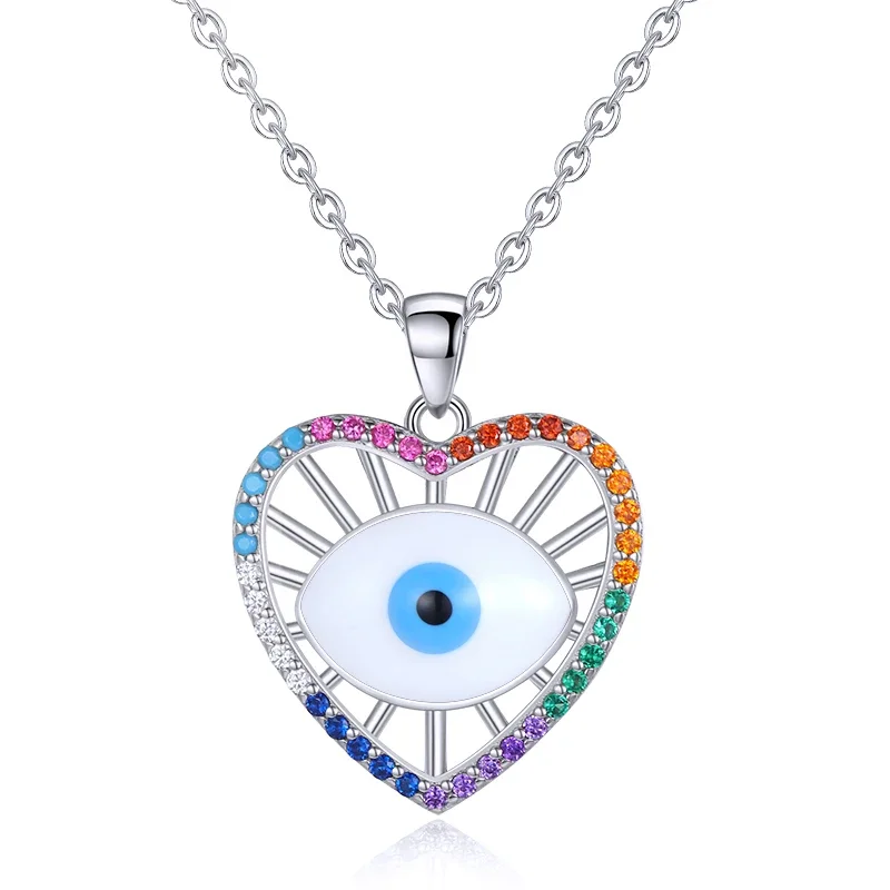 Женское колье с подвеской в виде сердца из серебра 925 пробы