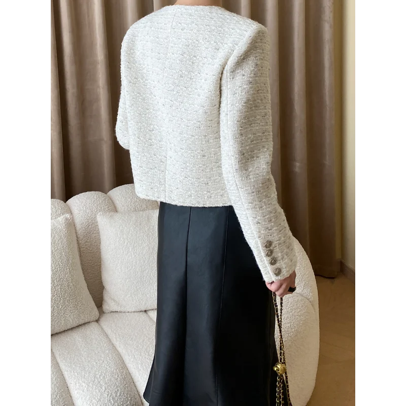 Рисунок 4 - Женская твидовая куртка